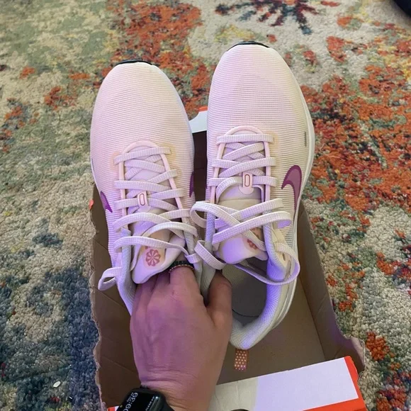 Women’s Nike downshifter size 8.5 - Picture 5 of 6